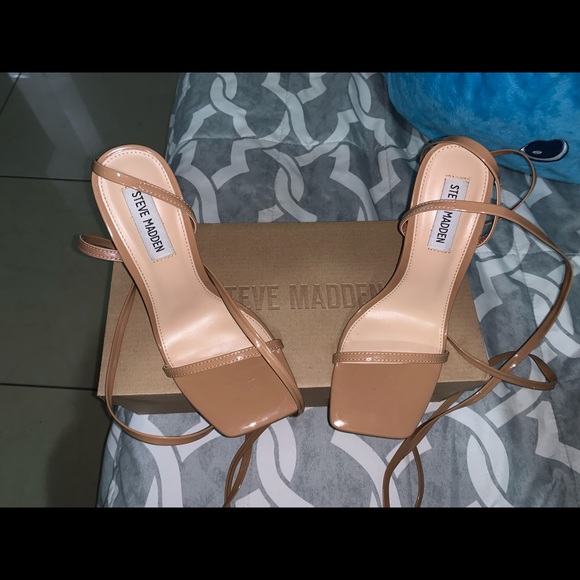 Steve Madden UPLIFT CAMEL Nude Tie Up Heels 👠 size 7 - Picture 5 of 11